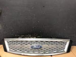 Parrillas Seminuevas para Ford Five Hundred