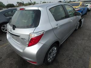 Venta de Vidrios usados para Toyota Yaris