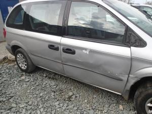 Vidrios Seminuevos para Chrysler Voyager