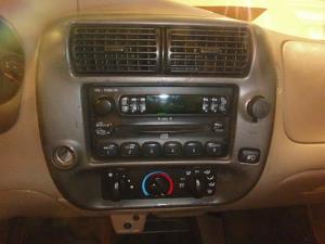 Estereos Usados y seminuevos de Mazda B2000 B2600 y B3000