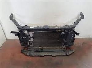 Marcos de Radiadores de Nissan Pick Up