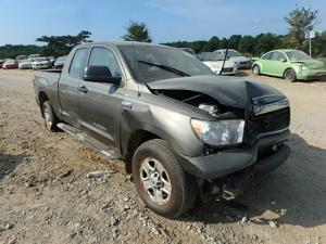Venta de cremalleras de direccion para Toyota tundra.