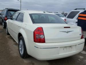 Busco Parabrisas para Chrysler 300
