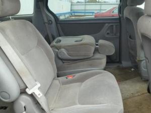 Necesito los Asientos para Toyota Sienna 2004