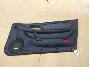 Necesito los forros de las puertas para Mitsubishi 3000GT modelo 2004