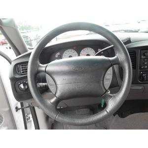 Requiero el Volante completo para Ford F150 2004
