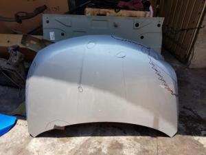 Cofre usado para Nissan Tiida 2008