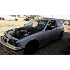 Vidrio derecho para BMW 318i 1996