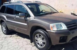 Venta de Partes de Colision para Mitsubishi Endeavor 2004