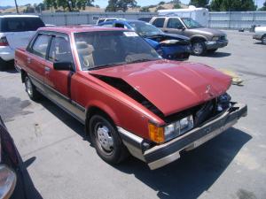 Toyota camry 1984.