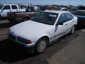 Venta de partes de colision BMW 318I 1993.