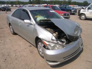 Partes de colision Toyota camry en venta.