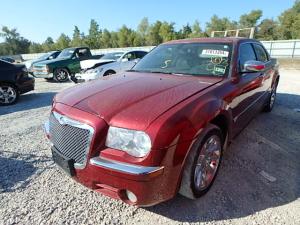 Parabrisas para Chrysler 300, 300M y 300C.