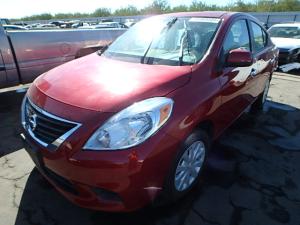 Venta de defensas para Nissan Versa.