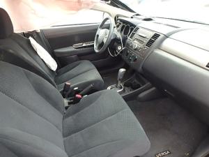 Venta de columnas de direccion para Nissan Versa.