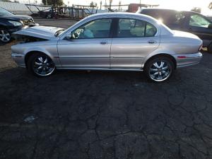 Puertas para Jaguar X-Type en Venta.