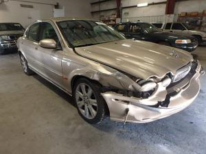 Venta de Parabrisas para Jaguar X-Type.