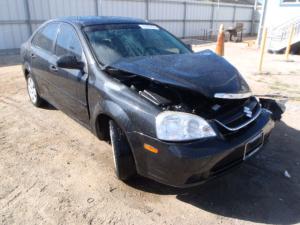 Salpicaderas para Suzuki Forenza en Venta.