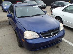 Venta de Parrillas para Suzuki Forenza.