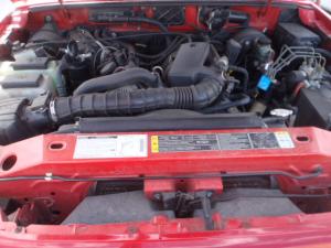Computadoras para Mazda B2000 y B3000.