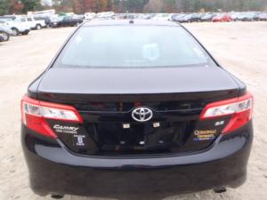 Medallones originales para Toyota Camry.