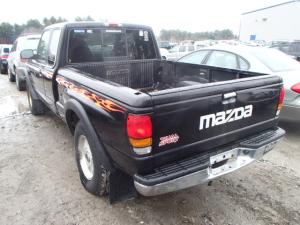 Medallones Originales para Mazda B2000, B2600 y B3000.