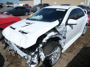 Venta de refacciones usadas para mitsubishi lancer 2011.
