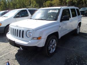 Venta de Focos/Faros para Jeep Patriot.