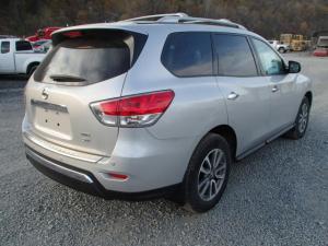 Venta de Transfers para Nissan Pathfinder.