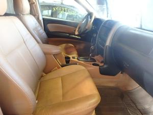 Venta de palancas de Velocidades Isuzu Axiom.
