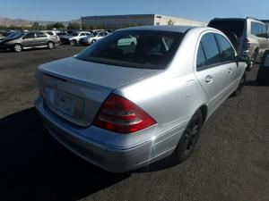 Vidrios en Venta para Mercedes C220, C240 y C320.