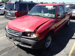 Venta de Radiadores para Isuzu Hombre.