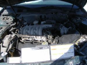 Venta de Accesorios y Refacciones Ford Taurus 1995.
