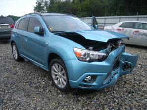 Venta de Autopartes y Accesorios Mitsubishi outlander 2011.