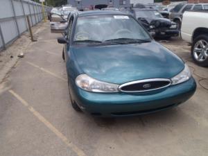 Venta de Parabrisas Originales para Ford Contour