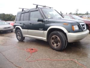 Puertas para Suzuki Sidekick en Venta