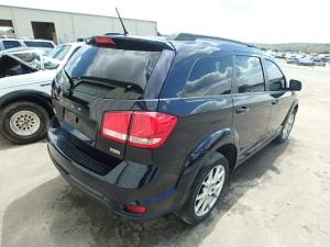 Puertas usadas y Seminuevas en Venta para Journey de la Marca Dodge