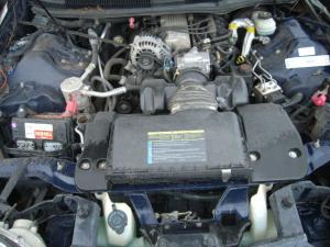 Venta de Partes de Colision para Chevrolet  Camaro 2000.