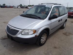 Venta de Cofres Seminuevos para Chrysler Voyager 