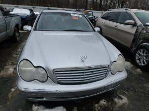 Cofres en Venta para Mercedes-Benz C220 C240