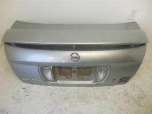Venta de Partes de Colision y accesorios Nissan Sentra 1995