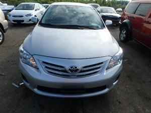 En Venta Faros Originales para Toyota Corolla