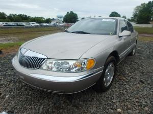 En Venta Faros Seminuevos para Lincoln Continental