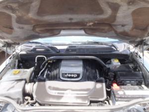 Venta de Motores y Partes de Colisiones Jeep Commander 2008.