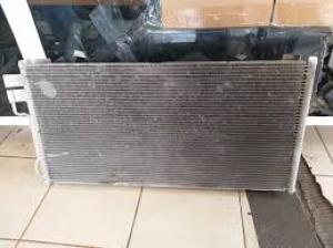 Condensadores Verificados para Ford Expedition