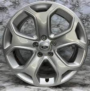 Rines seminuevos para Ford Edge