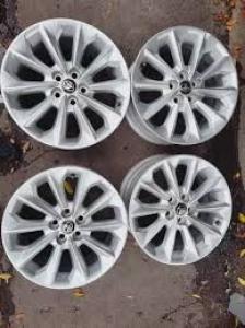 Venta de Rines originales para Toyota Corolla