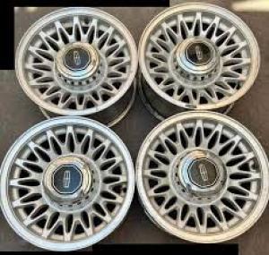 Venta de Rines Lincoln Town Car