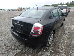 Venta de micas/calaveras para Nissan sentra.