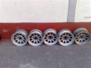 En Venta Rines usados para Chrysler Lebaron